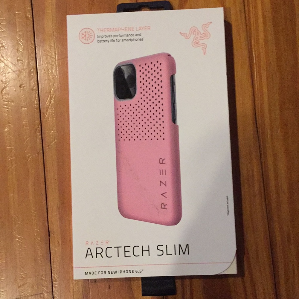 Razer Arctech Slim iPhone Case